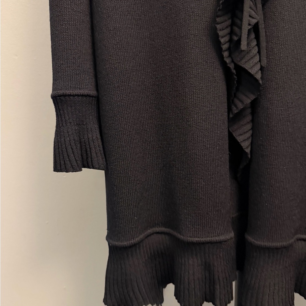 St. John Collection Black Ruffle Sweater Cardigan - Picture 3 of 14